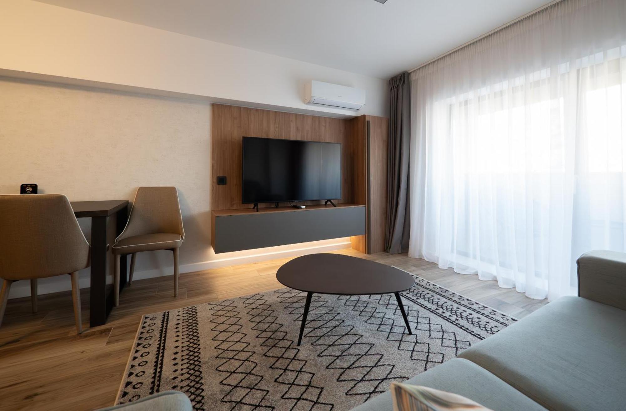 Novos Luxury Suites ブカレスト エクステリア 写真