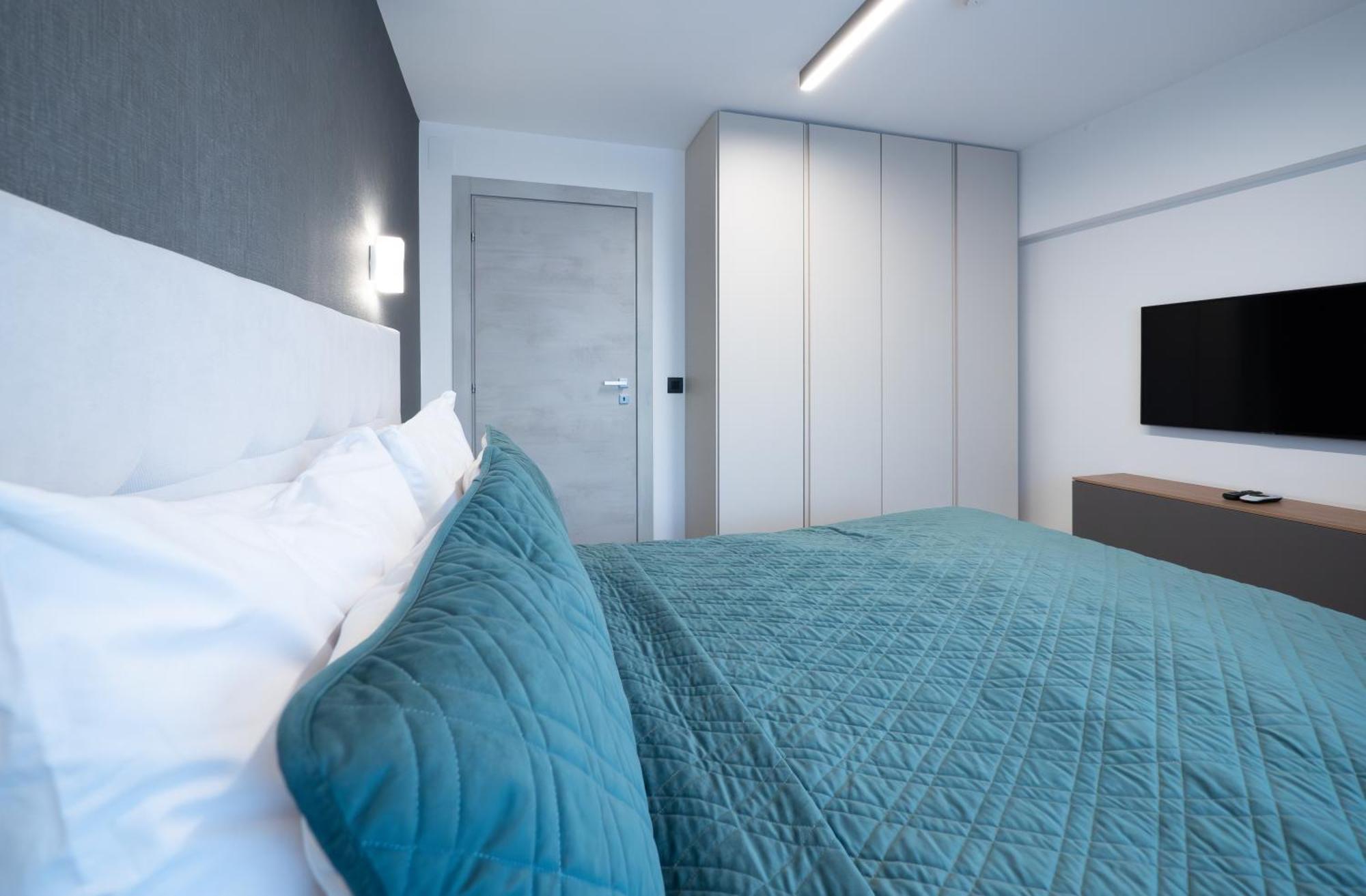 Novos Luxury Suites ブカレスト エクステリア 写真